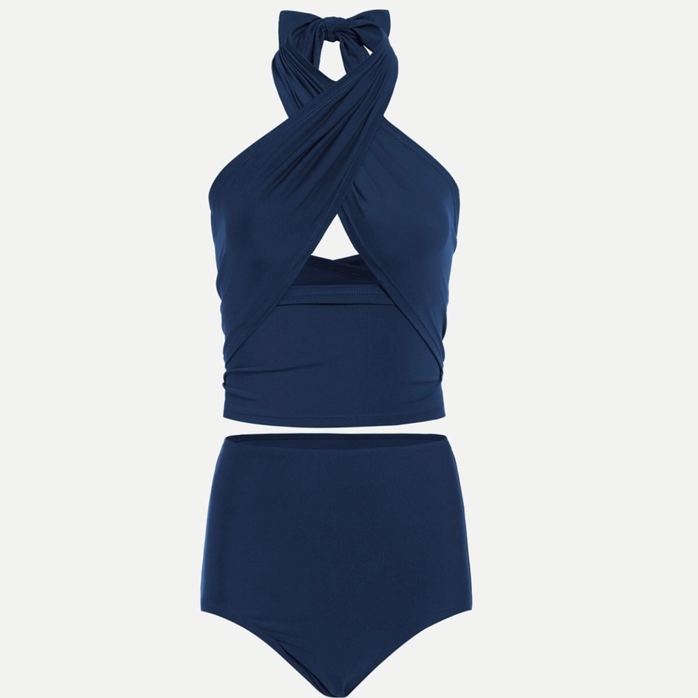 BRAND NEW bathing suit! Just in time for summer